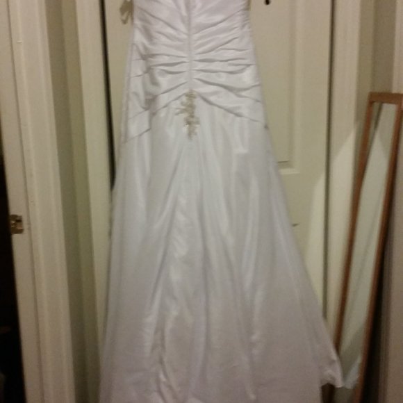 Wedding Dress New Size 14 - Picture 3 of 5